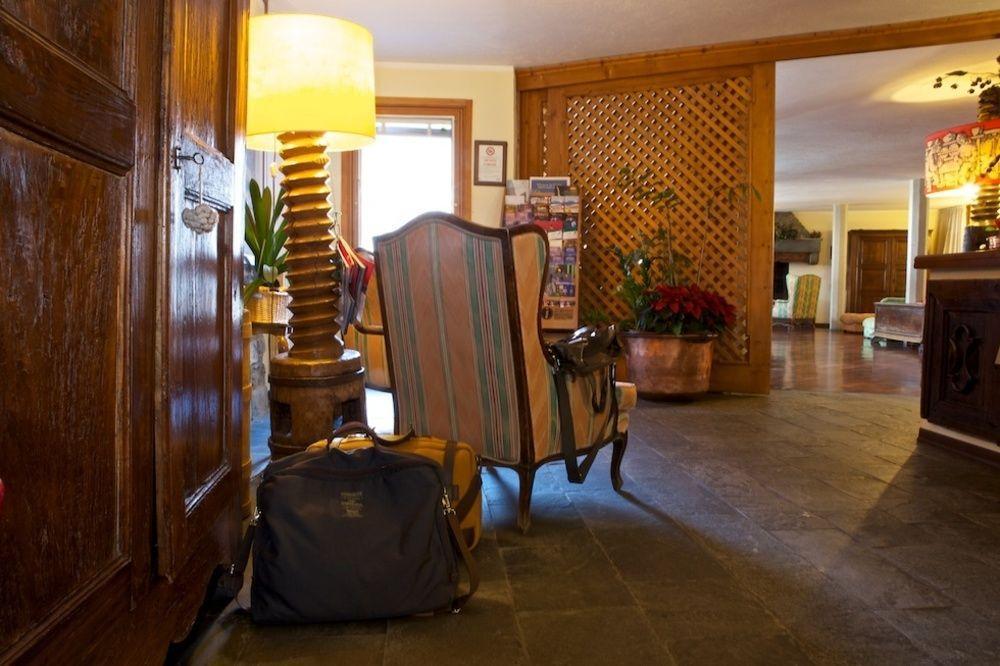 Hotel Dolonne Курмайор Экстерьер фото