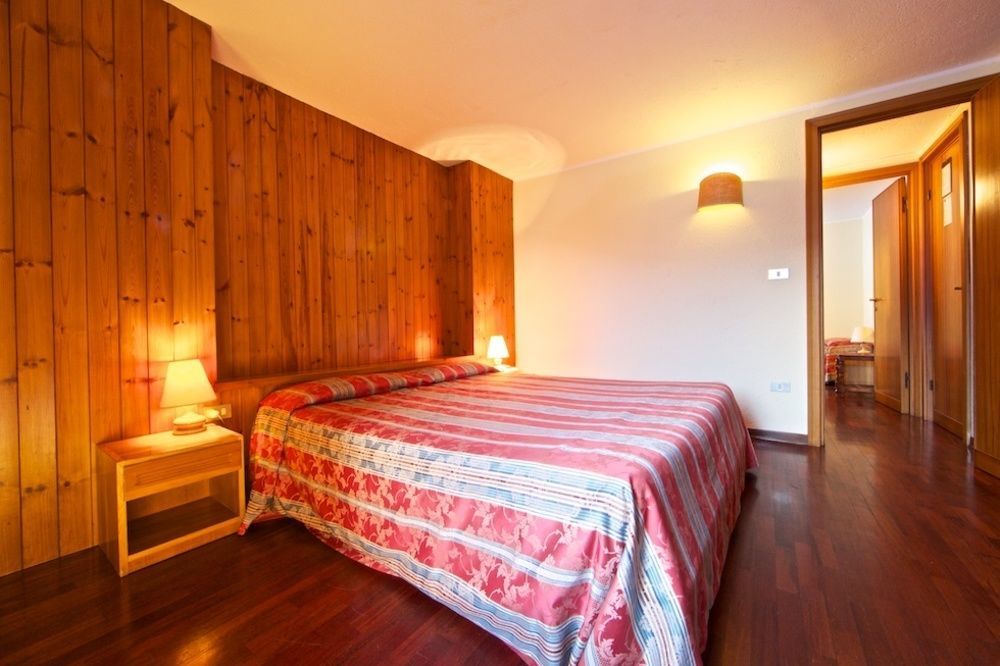 Hotel Dolonne Курмайор Экстерьер фото
