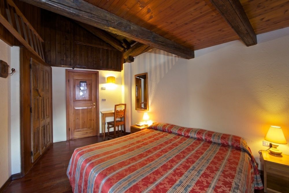 Hotel Dolonne Курмайор Экстерьер фото